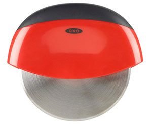 OXO Good Grips Clean Cut Pizza Wheel And Cutter