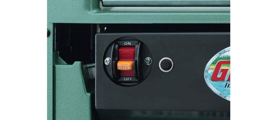 commendable feed rate and safety lock