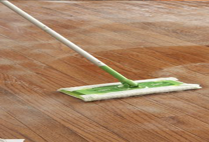 cleaning laminate wood