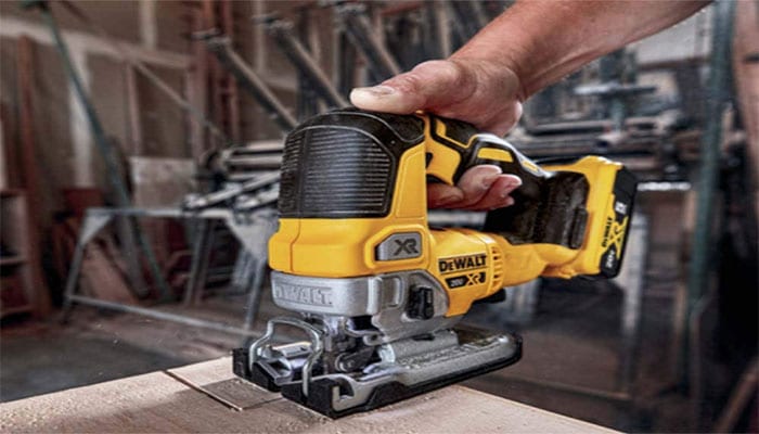 dewalt dcs334b 20v max jigsaw review