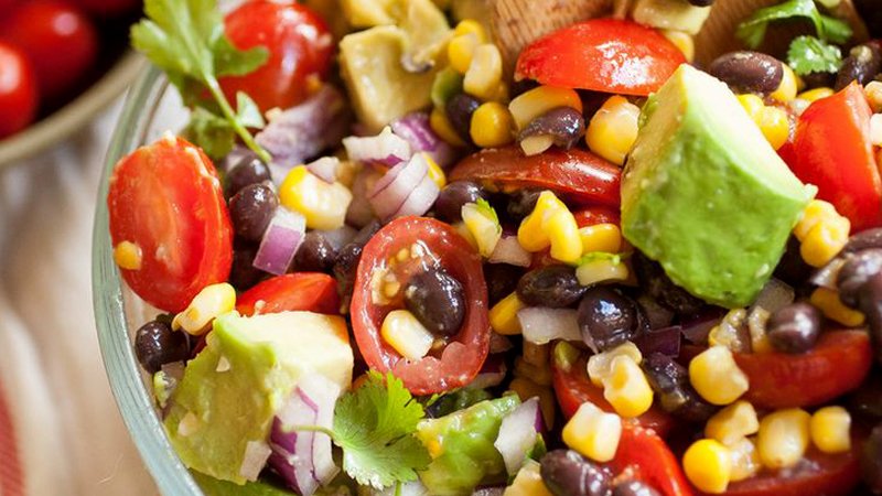 black-bean-salad-and-shrimp-with-lemon
