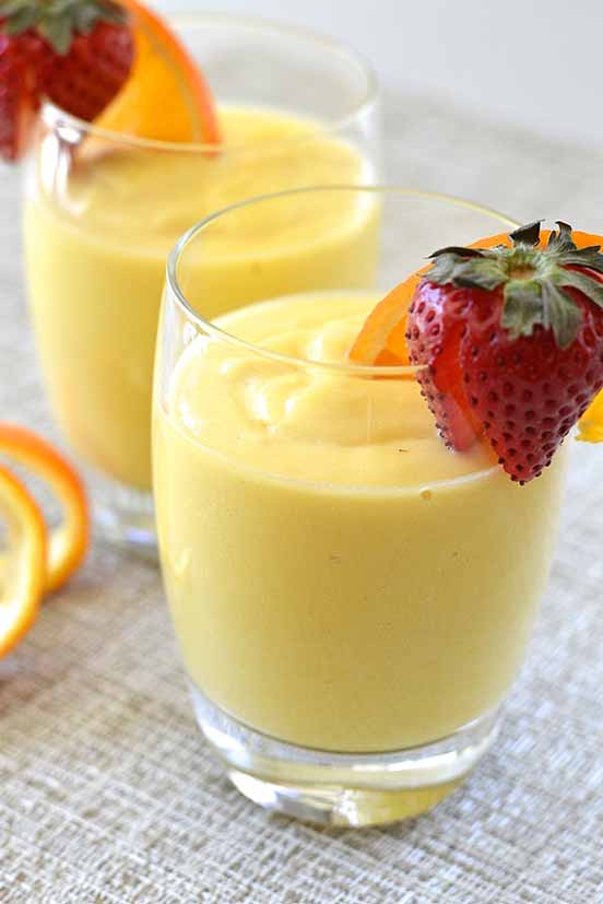 tropical-breakfast-smoothie_0001